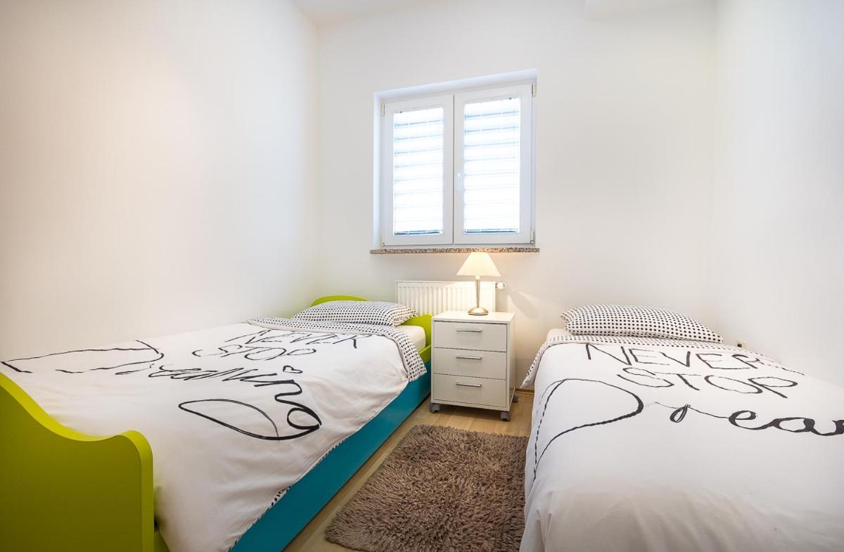 Apartment Igor 3 **** Medulin Exteriör bild